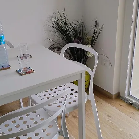 Terrazza Mare E Monti דירה