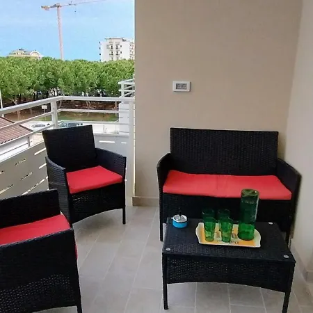 Terrazza Mare E Monti